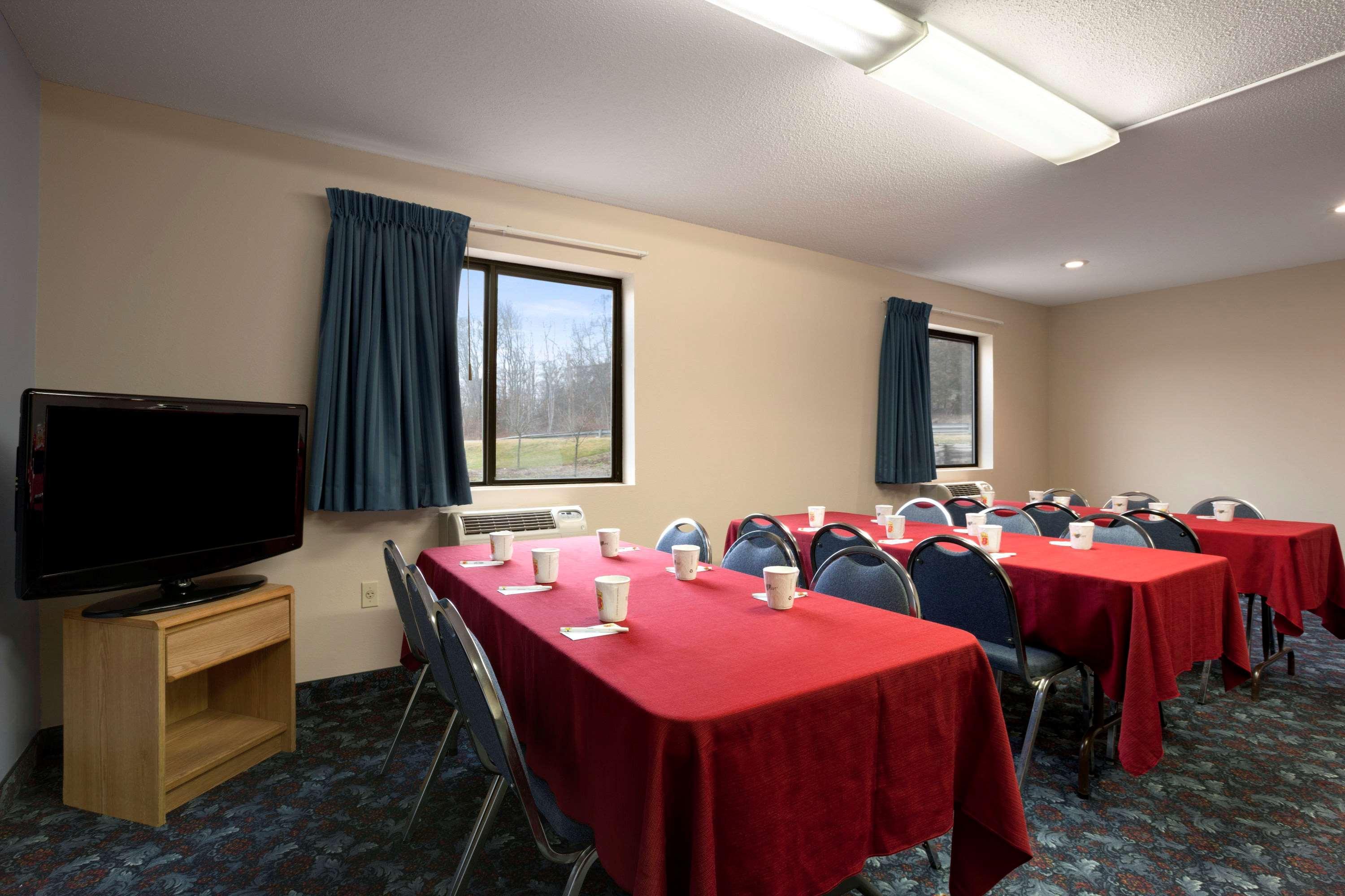 Hotel Super 8 By Wyndham Cromwell/Middletown Exterior foto