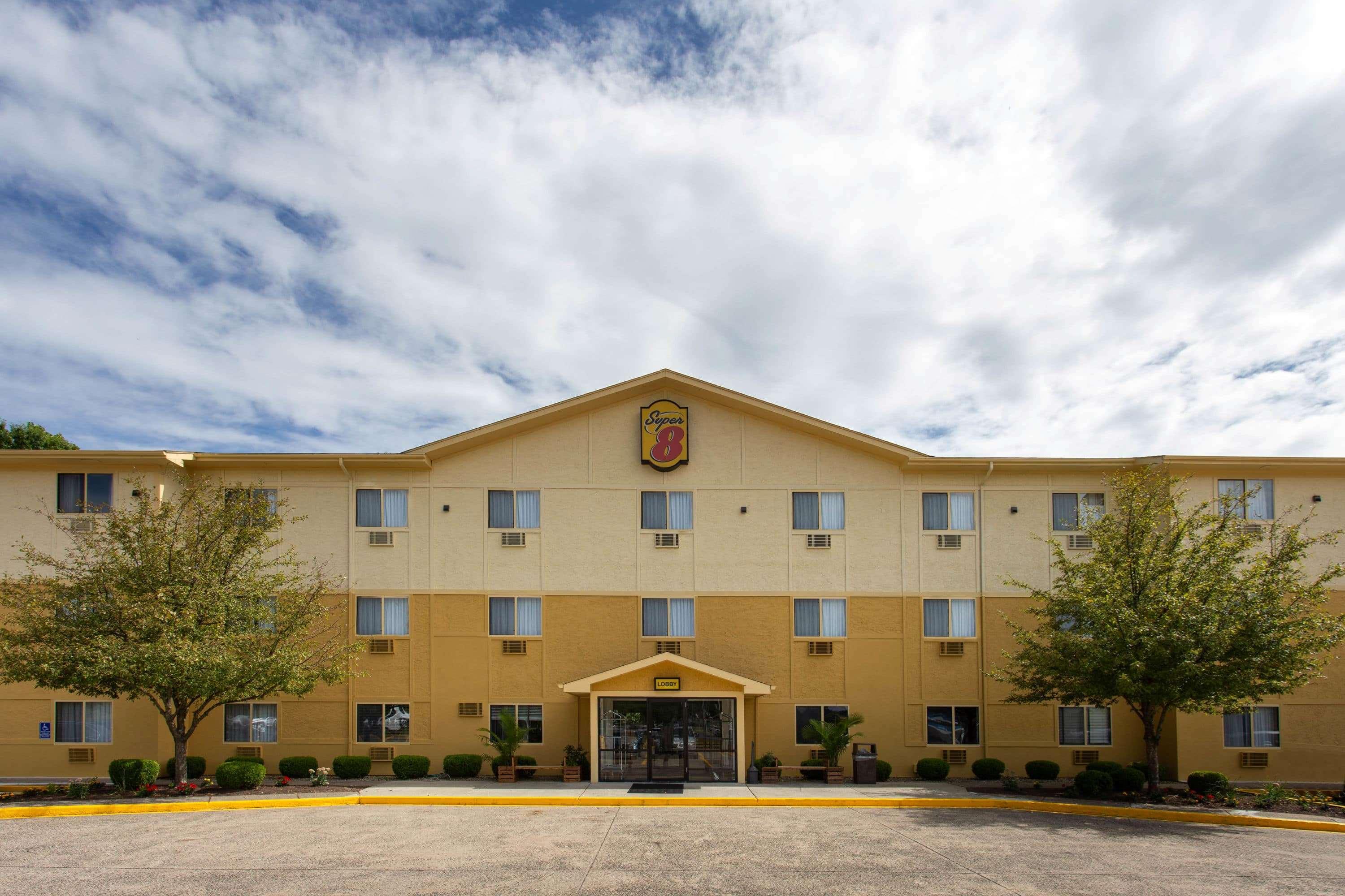 Hotel Super 8 By Wyndham Cromwell/Middletown Exterior foto
